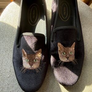 Black Cat Embroidered Velvet Loafers